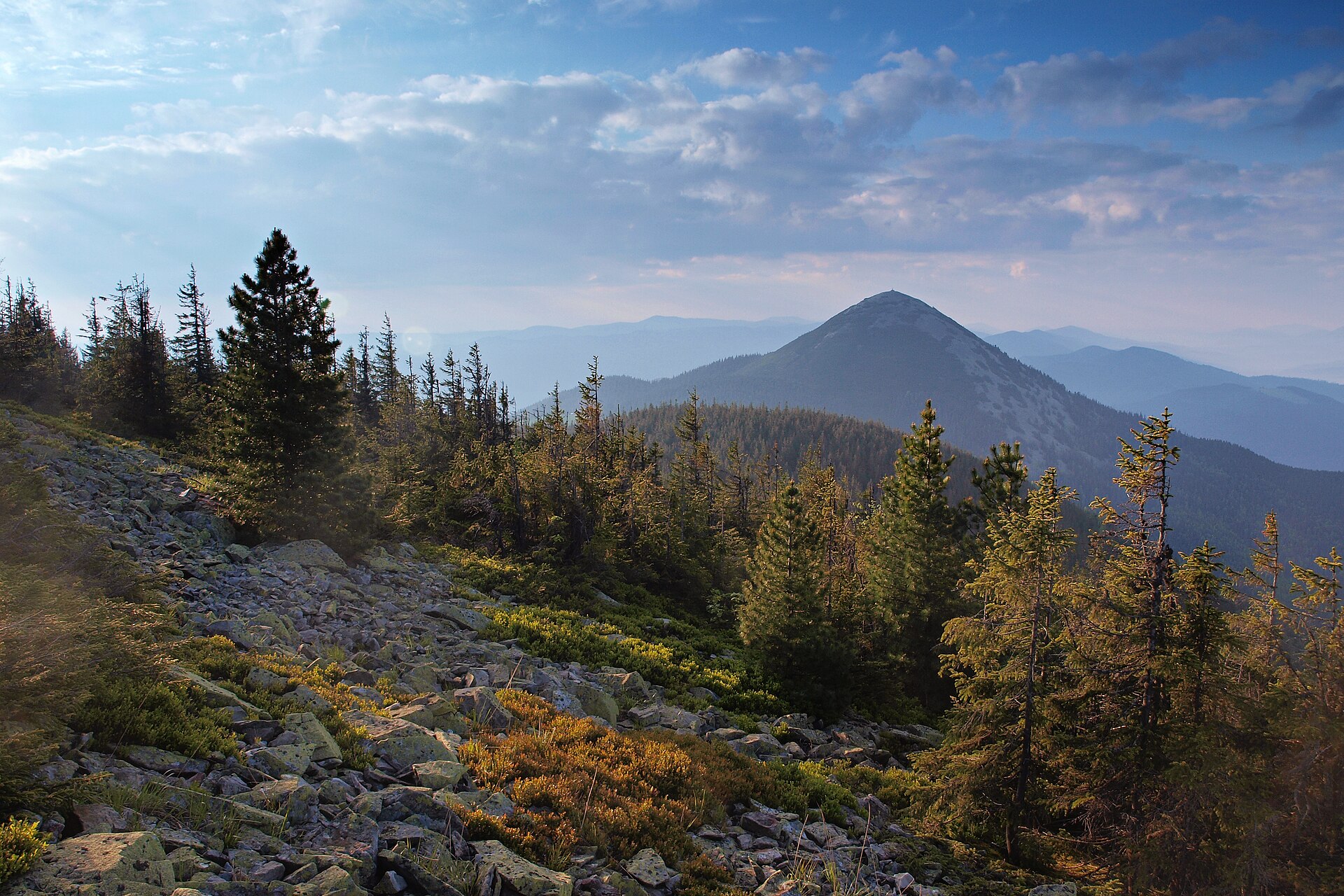 Khomiak mountain