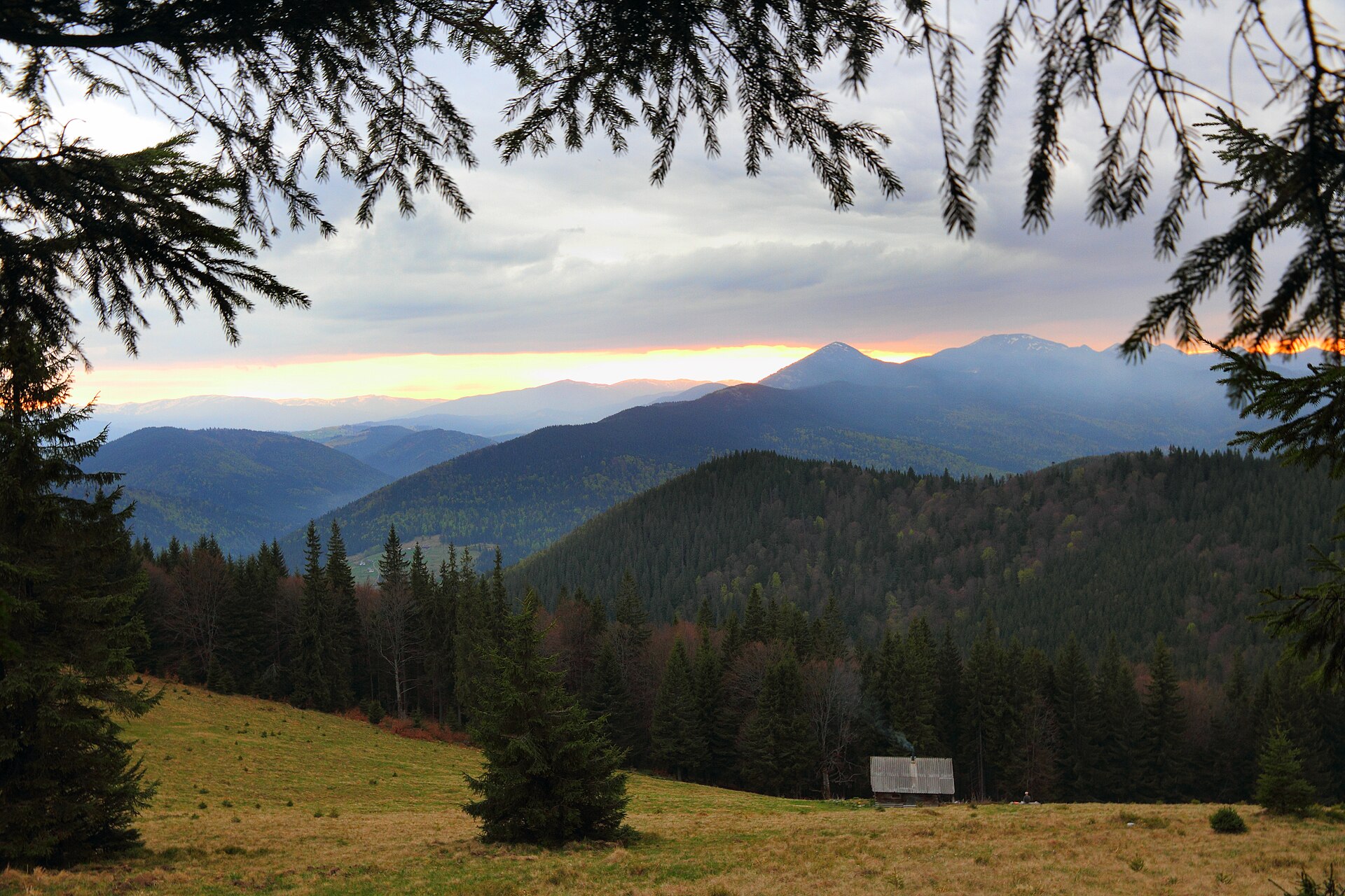 Khomiak seen from Yahidna