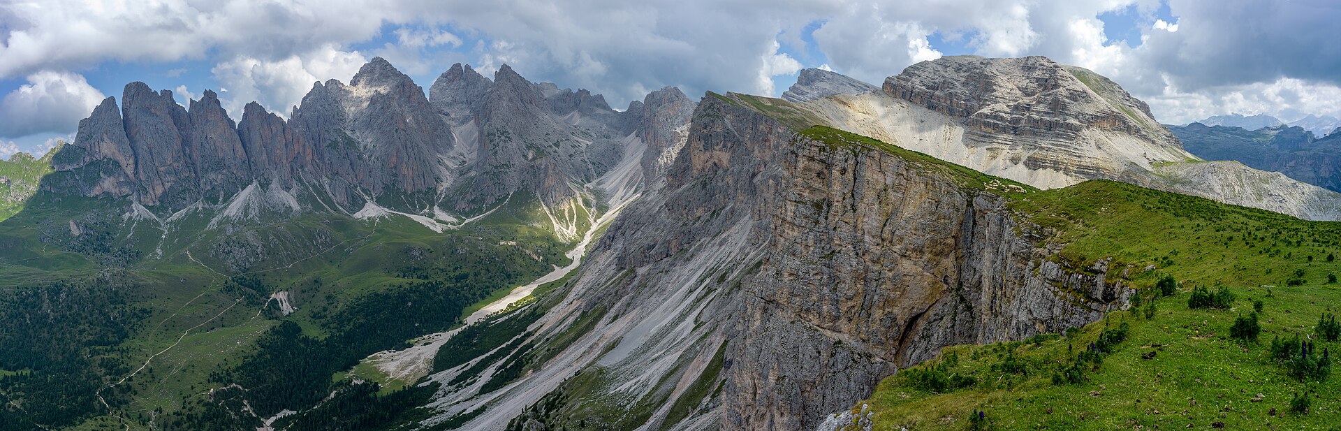 Odle group and Stevia mountain
